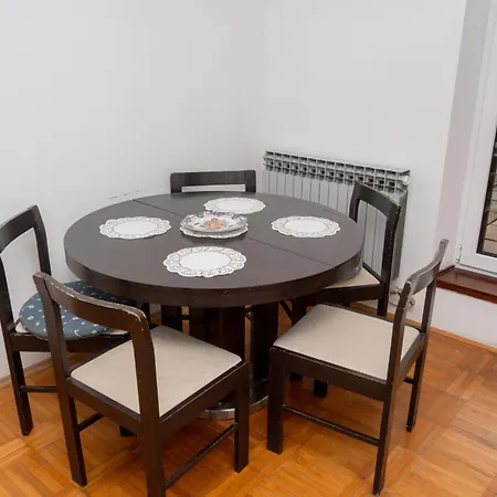 Terrace Loft With 2 Bedrooms & View *