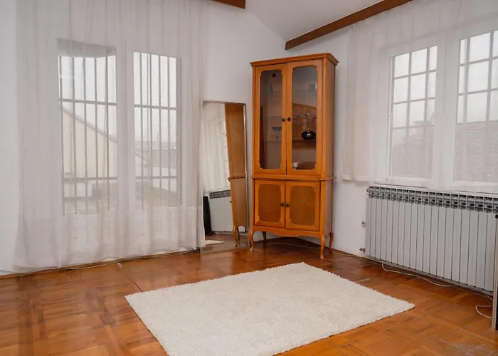 شقة Terrace Loft With 2 Bedrooms & View سراييفو