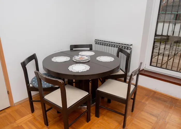 Terrace Loft With 2 Bedrooms & View *